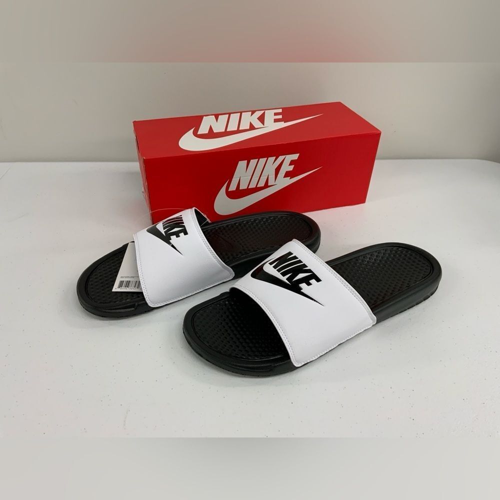 Nike Men’s Benassi JDI White Size 12